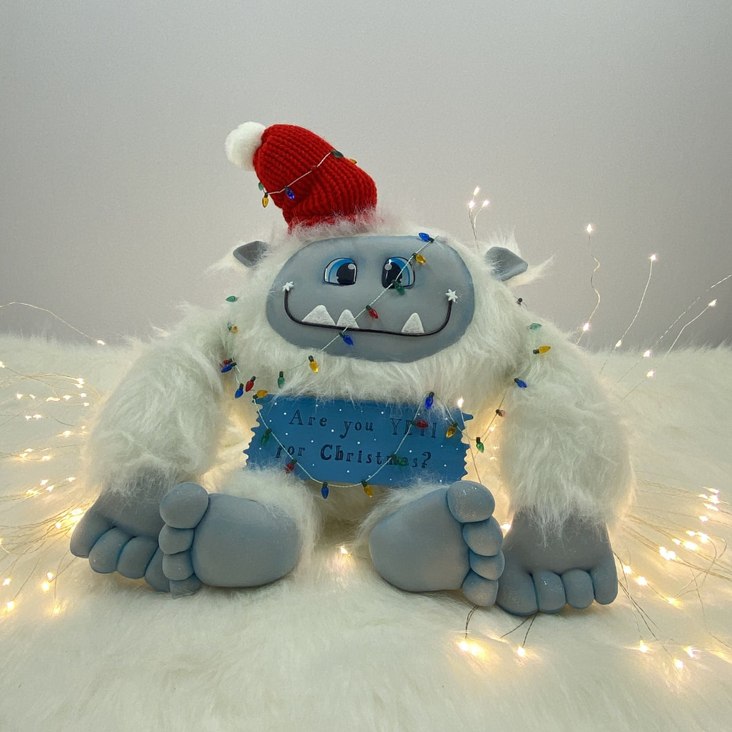 Baby Hugs - Yeti